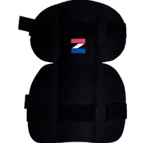 Kn&auml;skydd Zandstra Svart