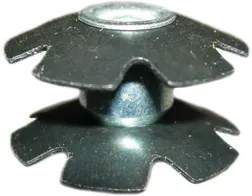 Käpy BBB Rounhead 1 1/8"