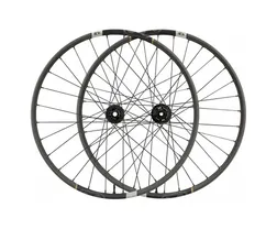 Kiekkosetti Crankbrothers 275" Synthesis E11 11/12 Speed XD 6-pultti 15x110/12x148mm Carbon TLR musta