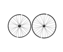Kiekkosetti Crankbrothers Mullet 29/275" Synthesis E11 Mixed 12 Speed Micro Spline 6-pultti 15x110/12x148mm Carbon TLR musta