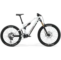 El MTB Merida eOne-Sixty 10K vit/brons