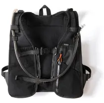 V&auml;tskeryggs&auml;ck Restrap Race Hydration Vest 5.5L + 2L Black