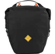 Tarakkalaukku Restrap Pannier Large 22L Musta