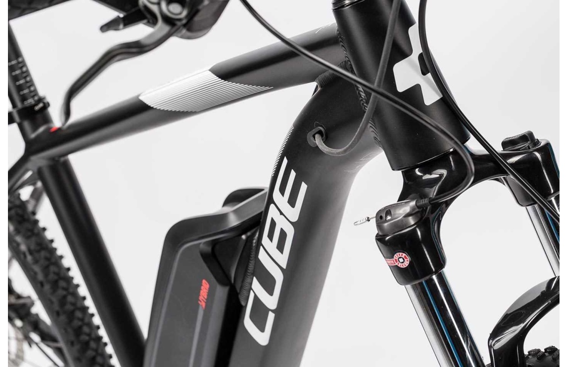 Cube hybrid cross pro 400 deals