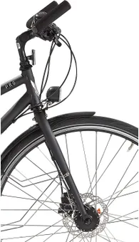 Utrustad med belysning och hydrauliska skivbromsar